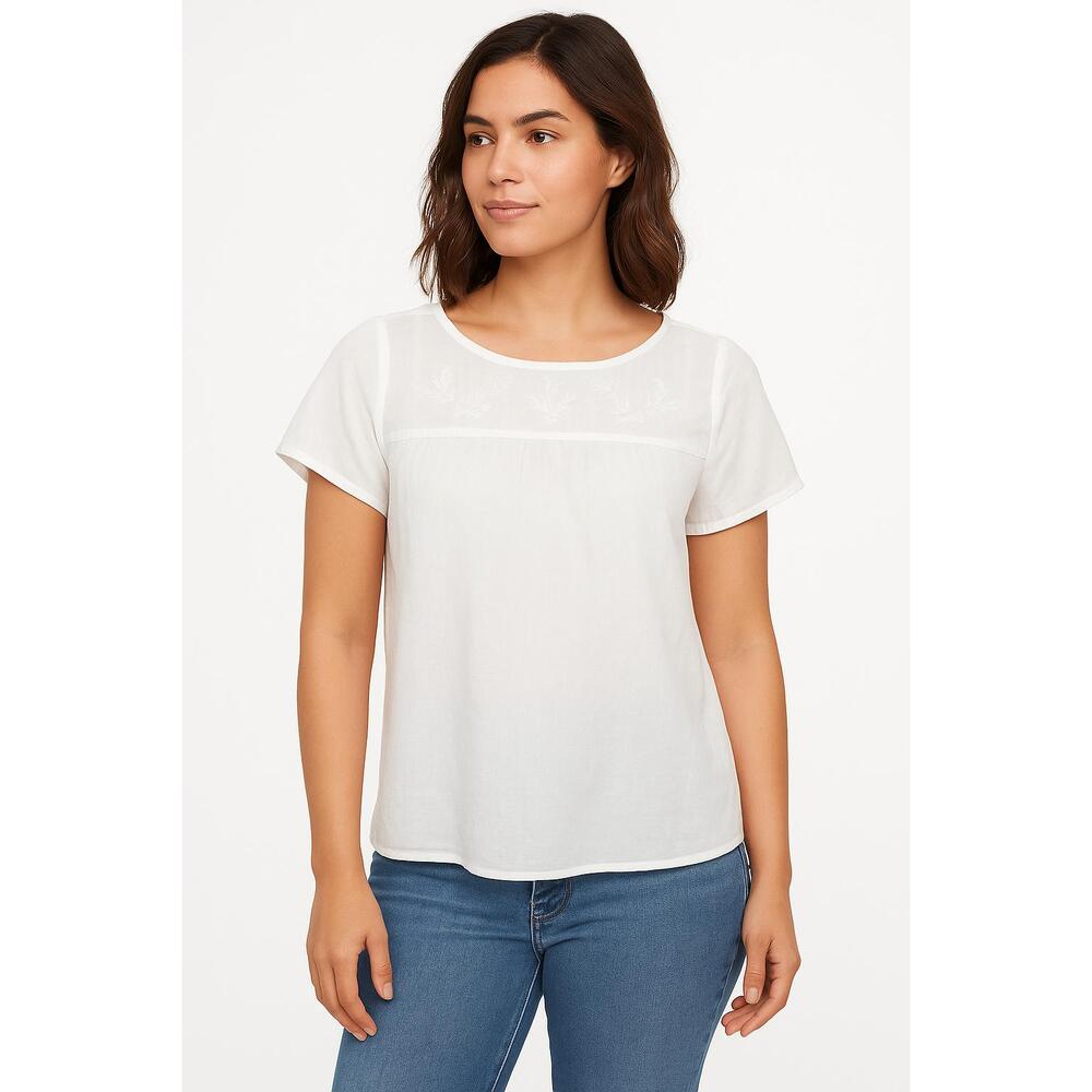 Old Navy White Embroidered Sheer Top Panel Short Sleeve‎ Round Neckline Medium